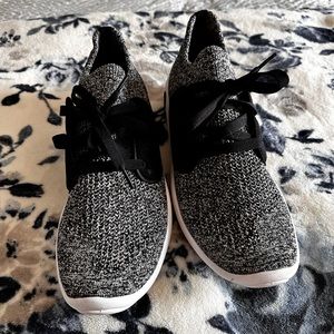 Men’s UnderArmour Sneakers